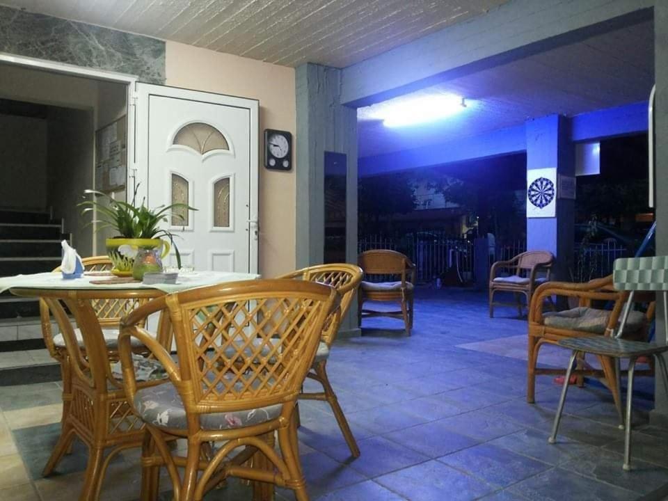Apartments Haris Olympiaki Akti Exterior photo