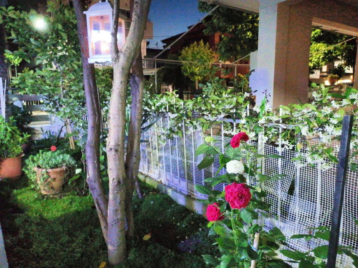 Apartments Haris Olympiaki Akti Exterior photo