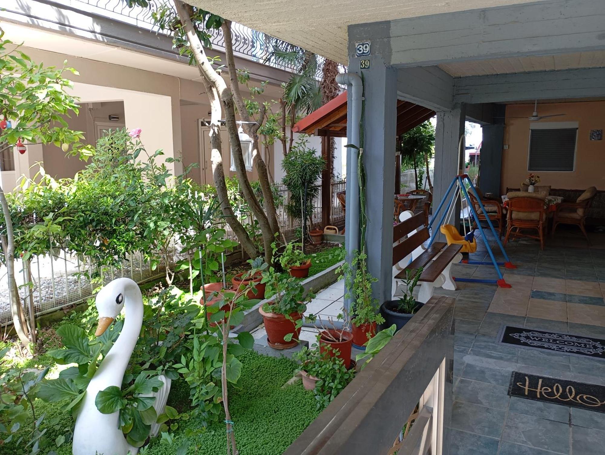 Apartments Haris Olympiaki Akti Exterior photo